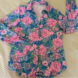 Lilly Pullitzer “Spring in Your Step” Luxletic Top size S